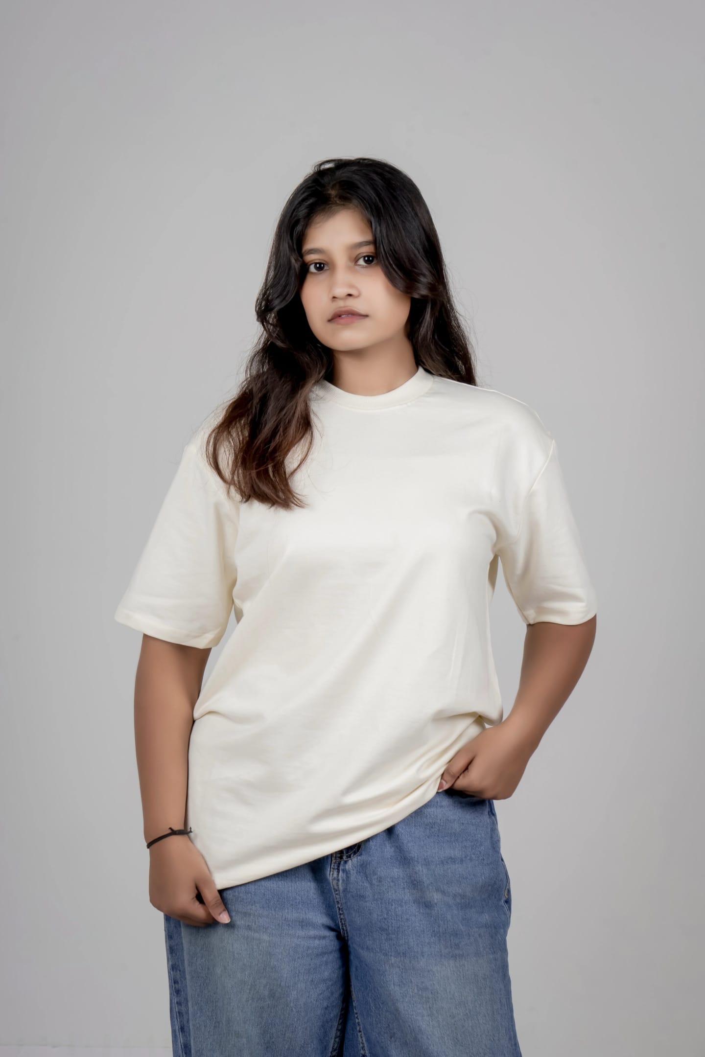 Solid Cotton Round Neck Relaxed Fit T-Shirt - Off-White